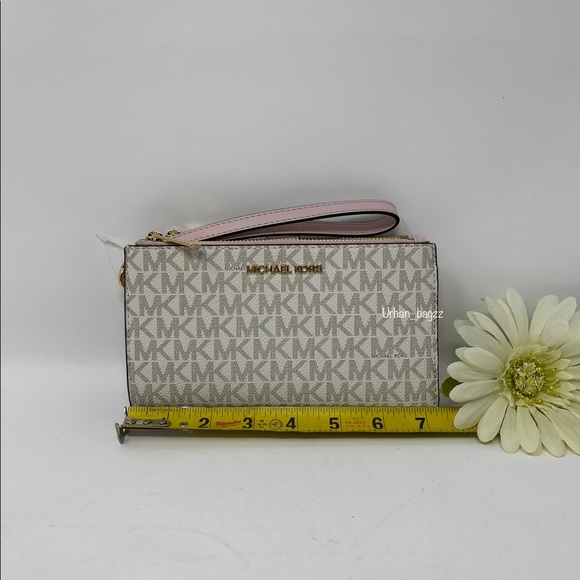 Michael Kors JST Large Double Zip Wristlet - Picture 2 of 8